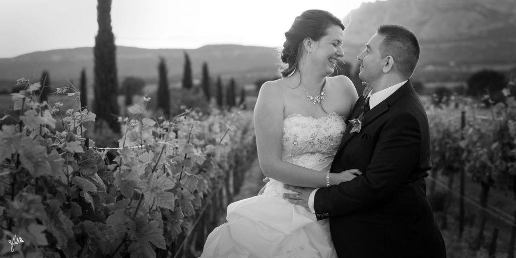 photo noir et blanc de couple mariage photographe Germain Verhille Marseille Provence-Alpes-Côte d'Azur